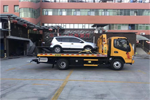 海陵区汽车紧急补胎换胎救援