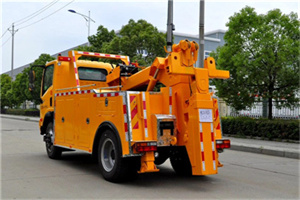 海陵区高速路拖车费